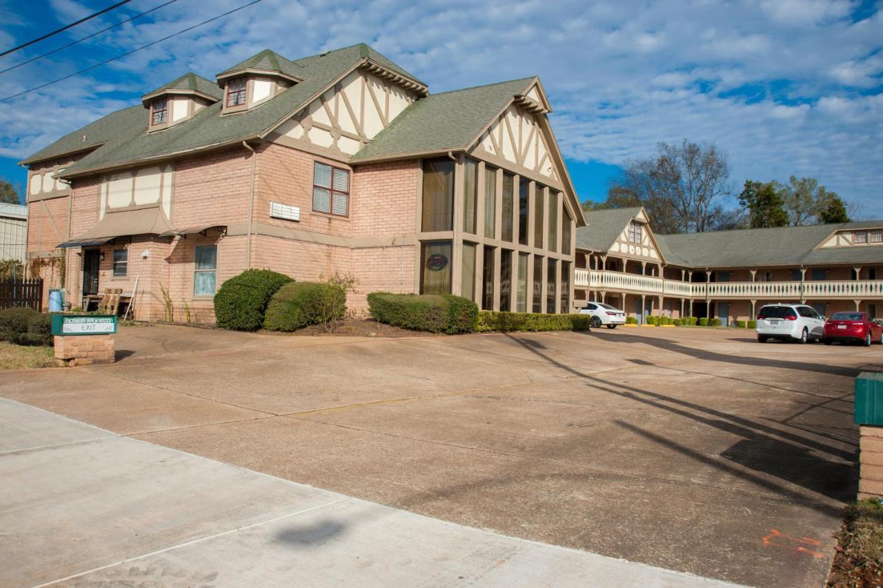 Victorian Inn & Suites Nacogdoches Extérieur photo