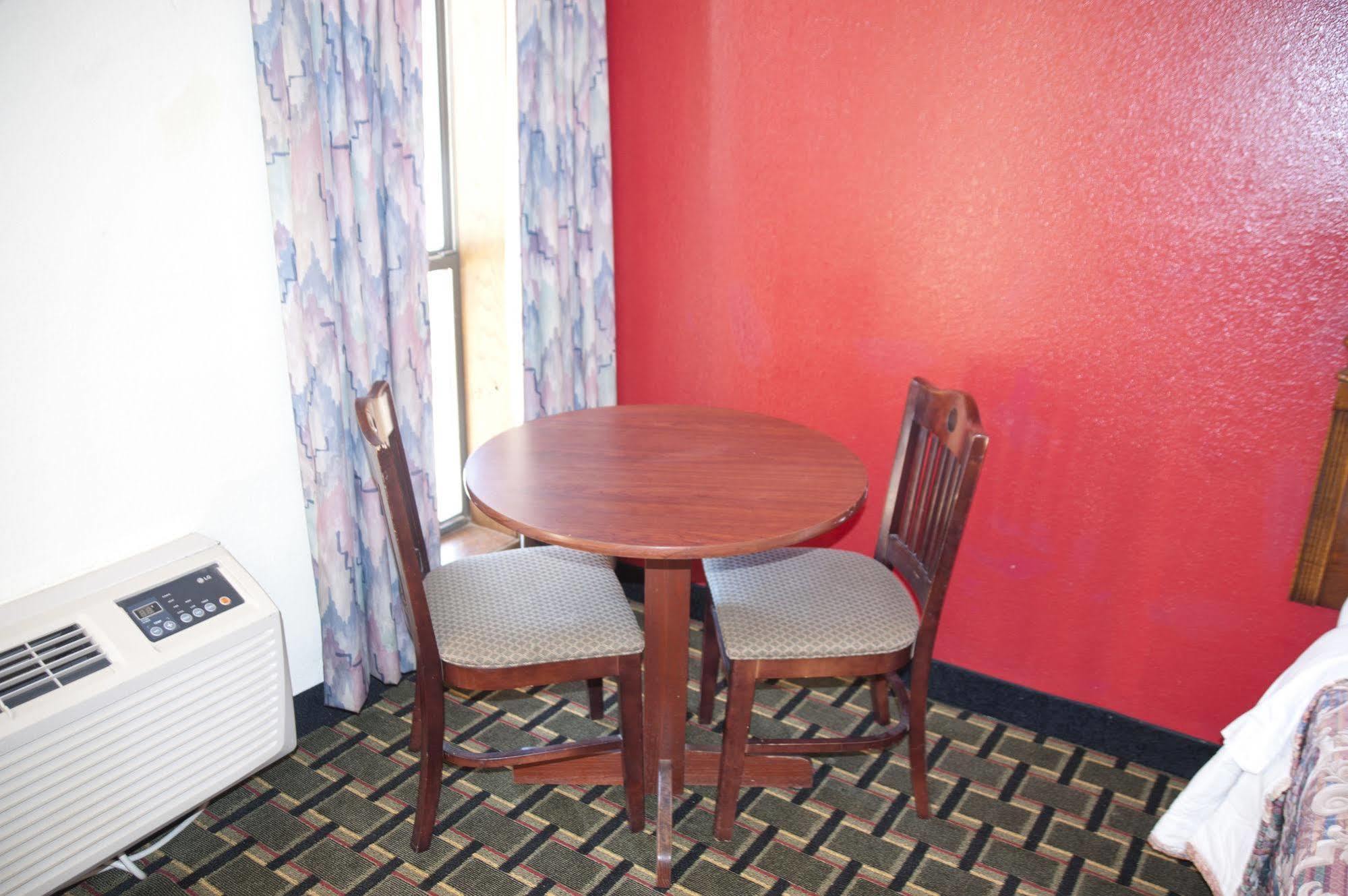 Victorian Inn & Suites Nacogdoches Extérieur photo