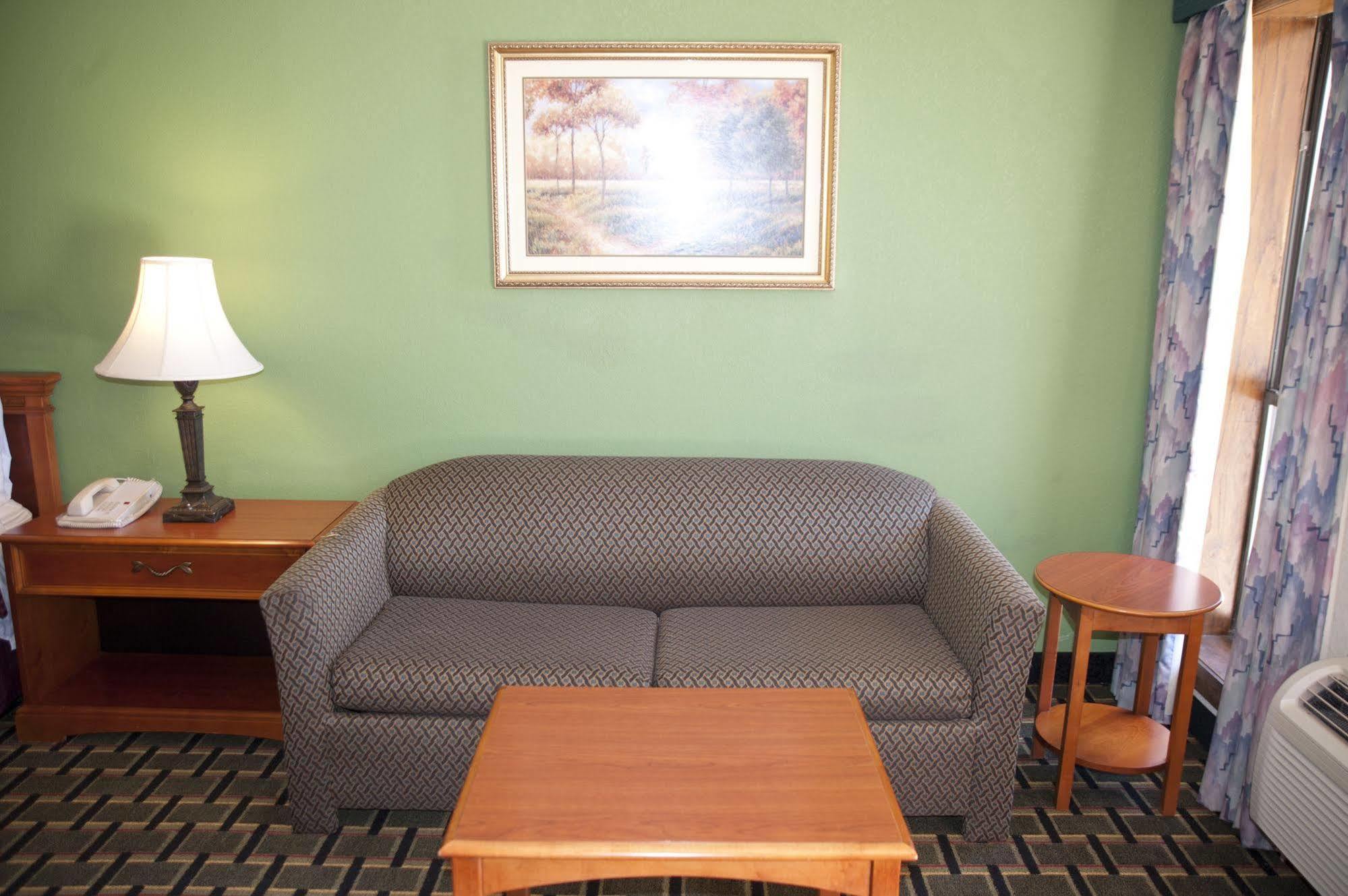Victorian Inn & Suites Nacogdoches Extérieur photo