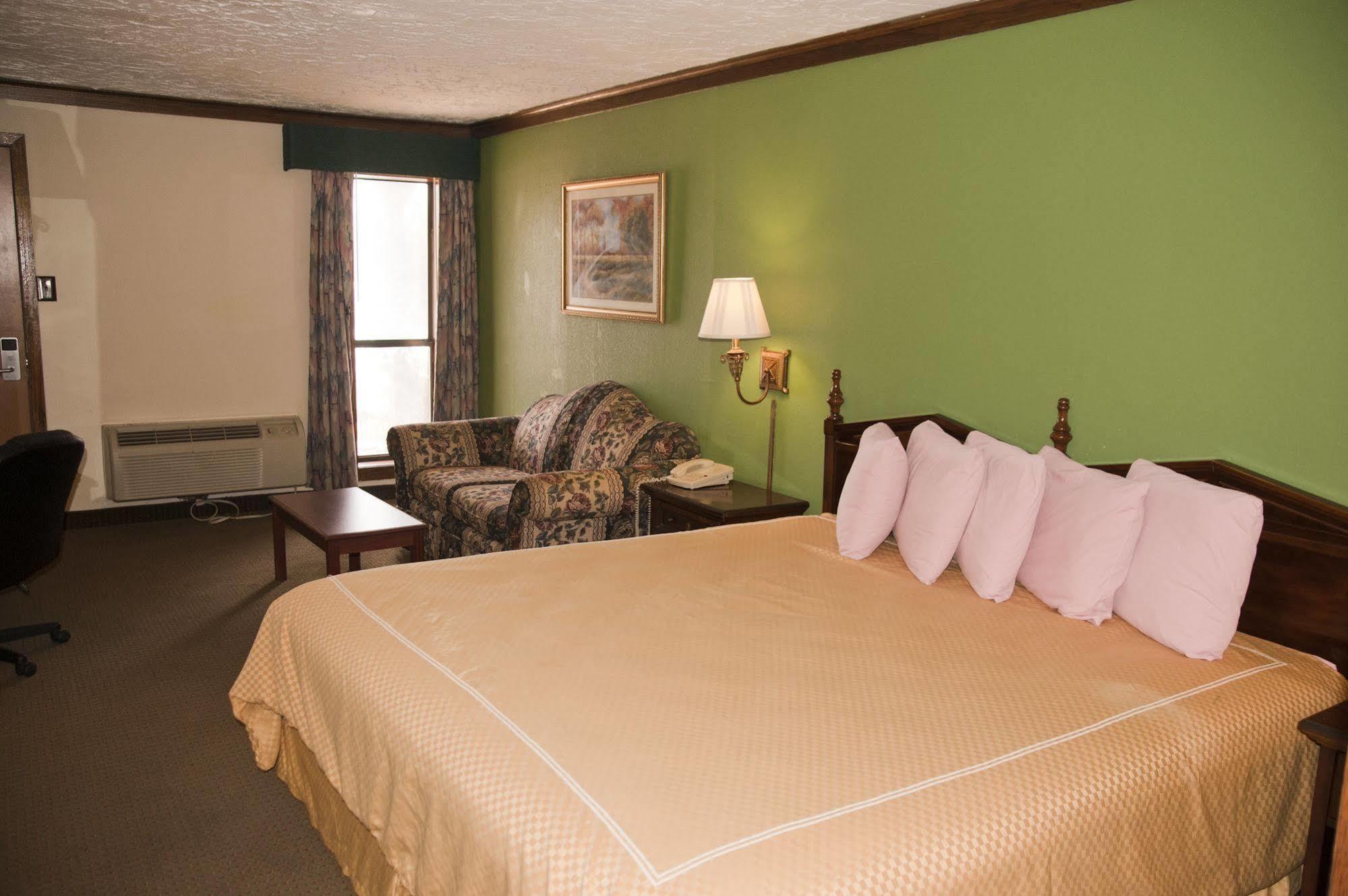 Victorian Inn & Suites Nacogdoches Extérieur photo