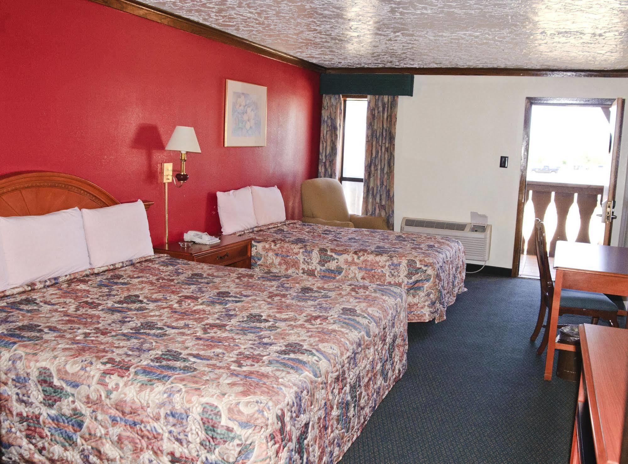 Victorian Inn & Suites Nacogdoches Extérieur photo
