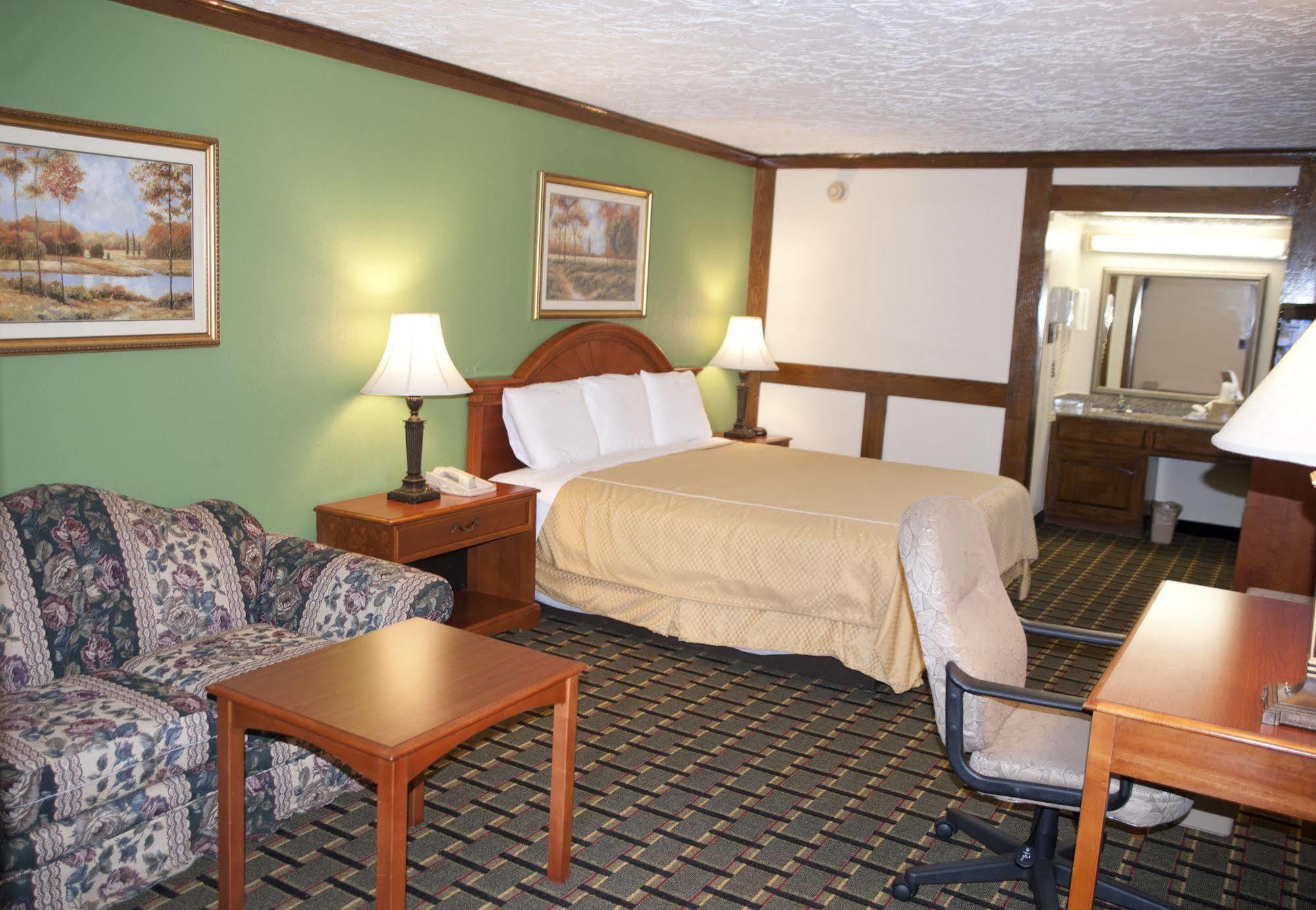 Victorian Inn & Suites Nacogdoches Extérieur photo