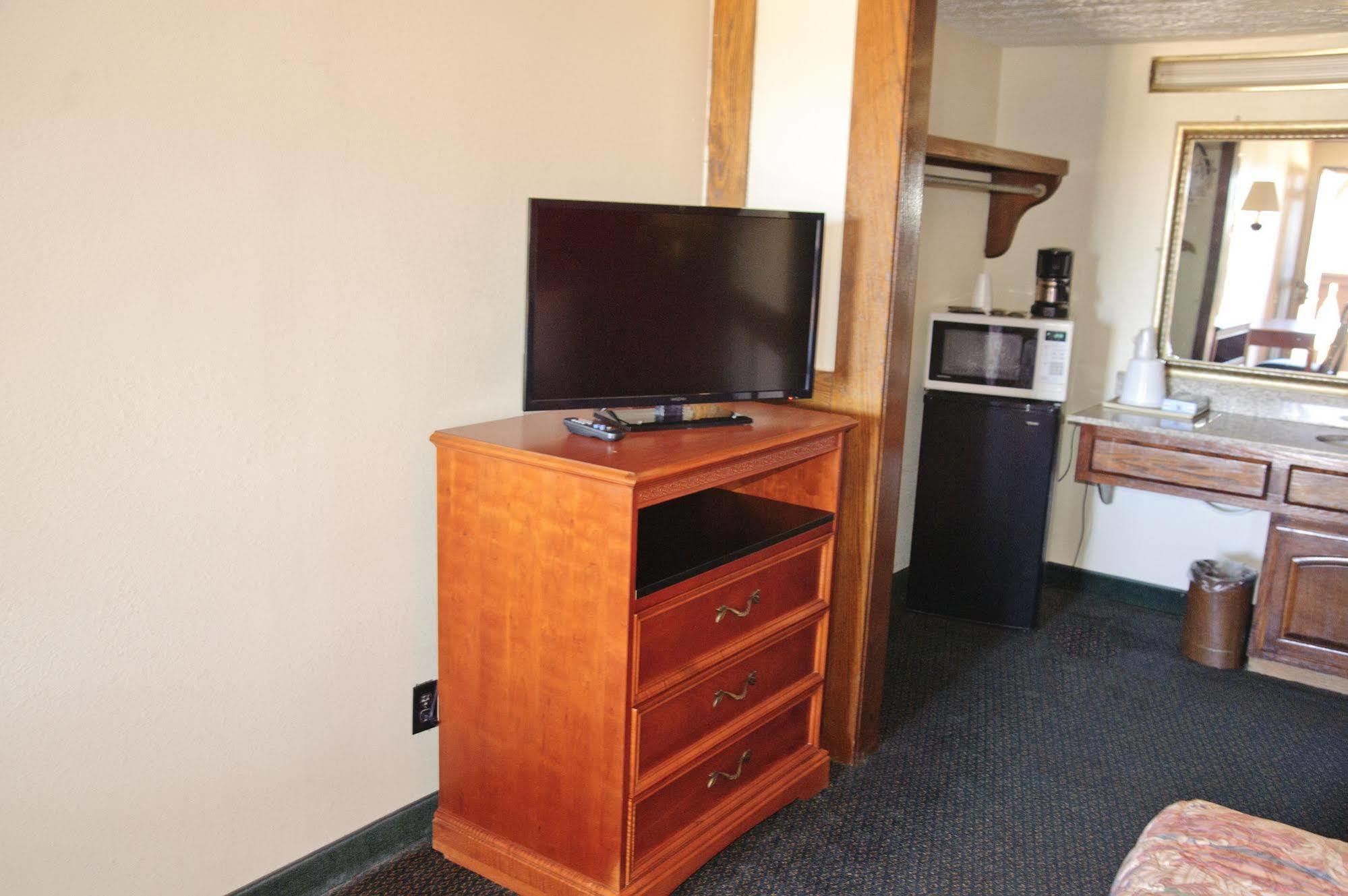 Victorian Inn & Suites Nacogdoches Extérieur photo