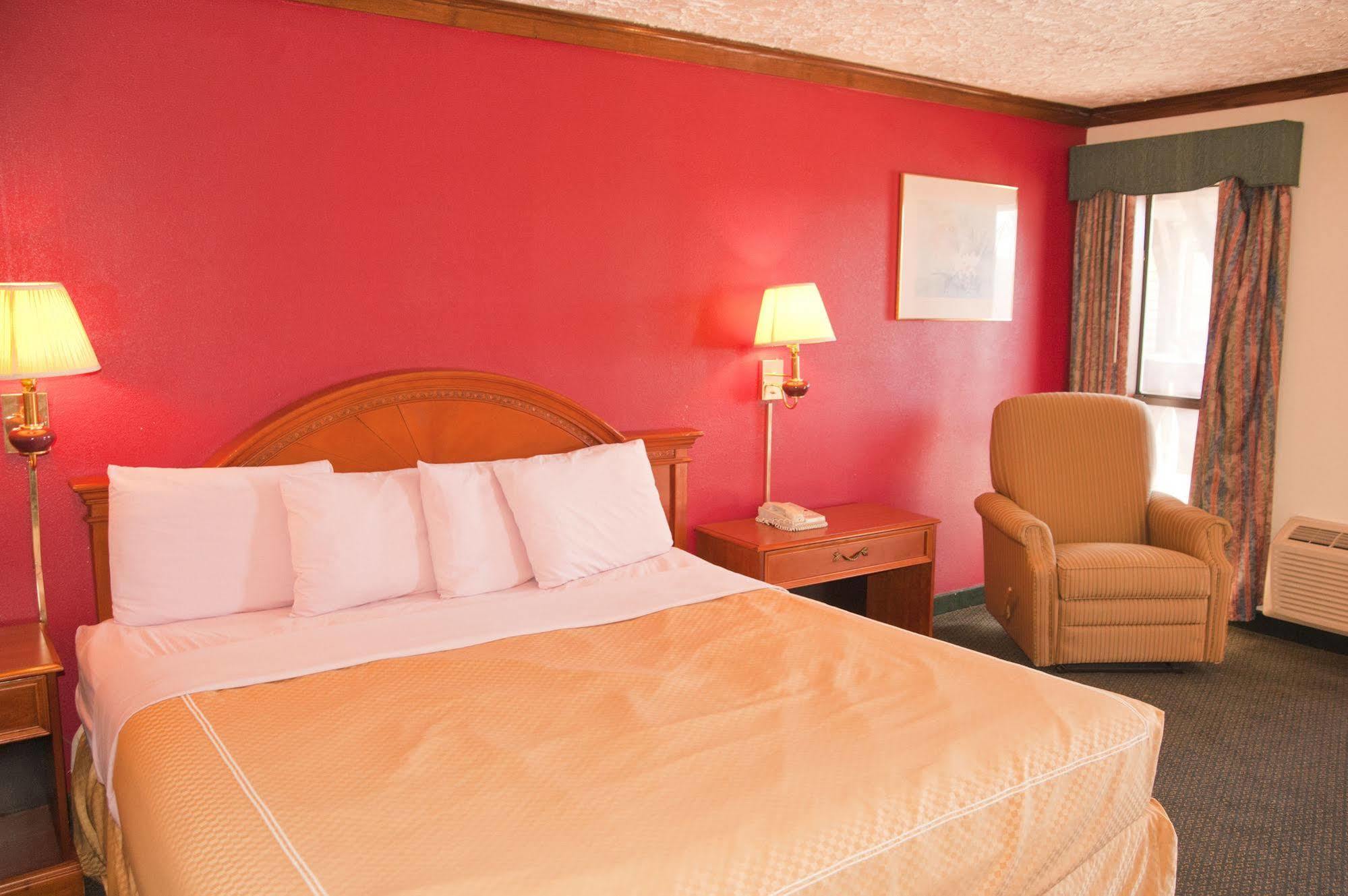 Victorian Inn & Suites Nacogdoches Extérieur photo