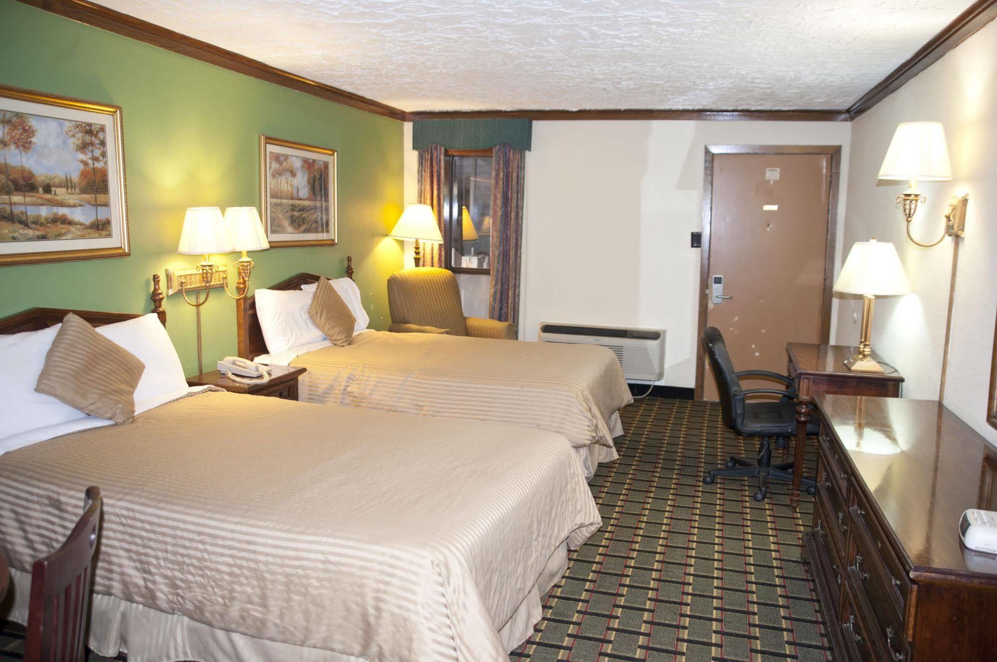 Victorian Inn & Suites Nacogdoches Extérieur photo